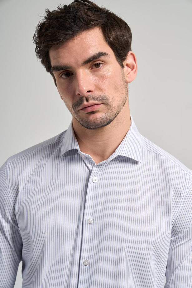 Uzun Kol Çizgili Desen Bez Ayağı İtalyan Yaka Cepsiz Esnek Classic Slim Fit Gömlek 1004250201