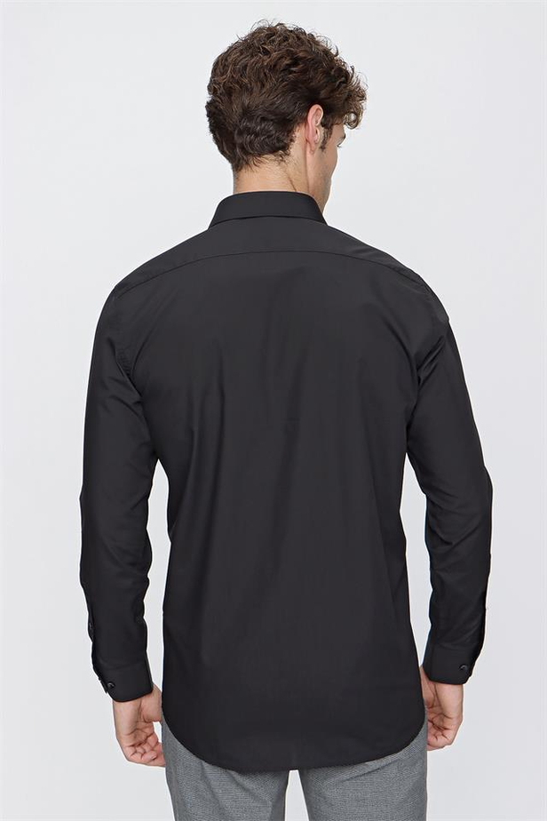 Uzun Kol Sert Yaka Cepli Comfort Fit Rahat Kesim Basic Gömlek 1004220051-S