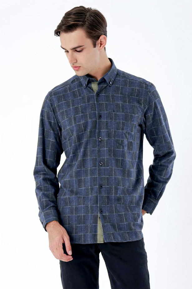 Uzun Kollu Ekoseli Düğmeli Yaka Cepli Garnili Pamuklu Klasik Comfort Fit Gömlek 1004235142 Koyu Lacivert