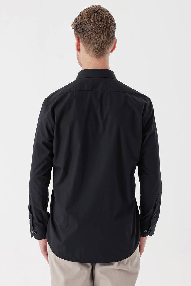 Uzun Kollu Sert Yaka Cepli Pamuklu Basic Comfort Fit Rahat Kesim Gömlek 1004230351 Siyah