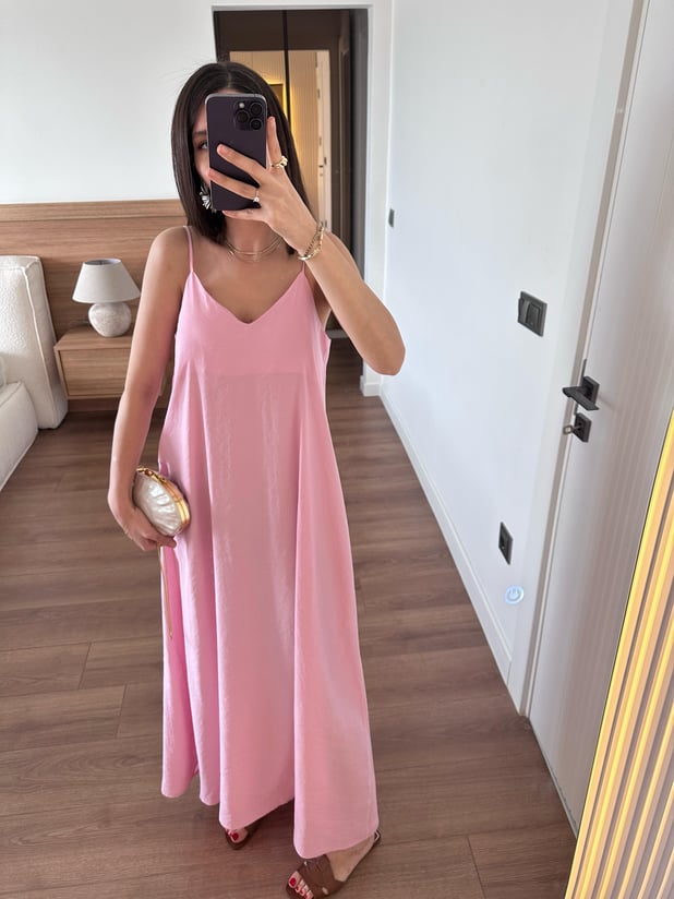 Askılı Pembe Elbise 