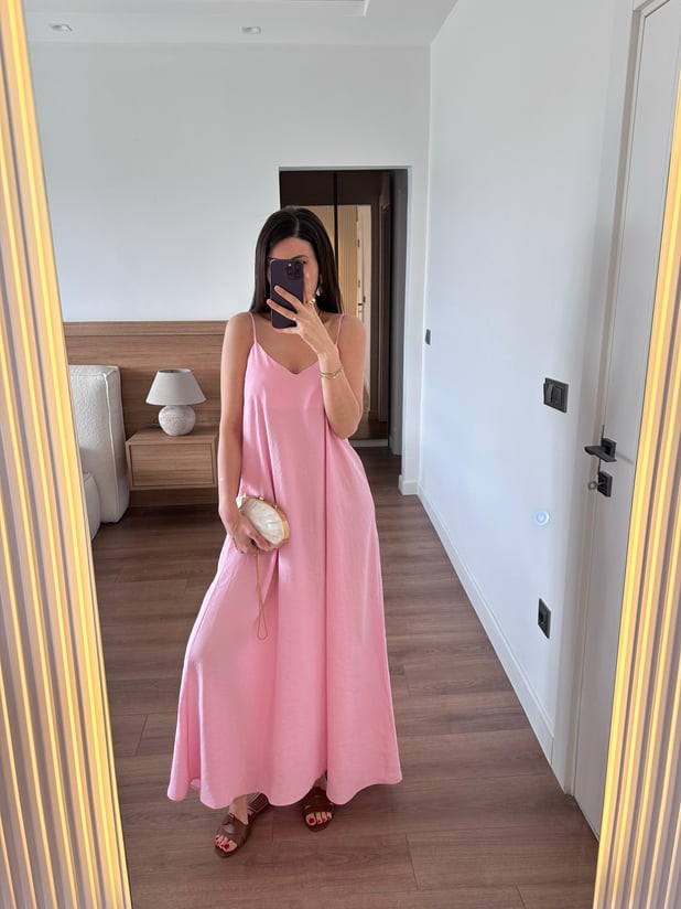 Askılı Pembe Elbise 