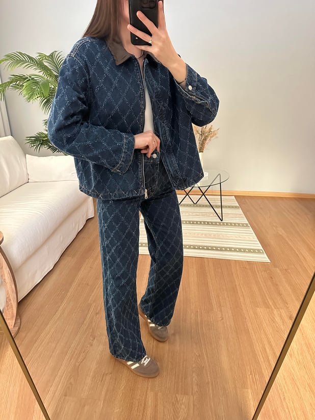 Baklava Desenli Deri Yaka Denim Takım