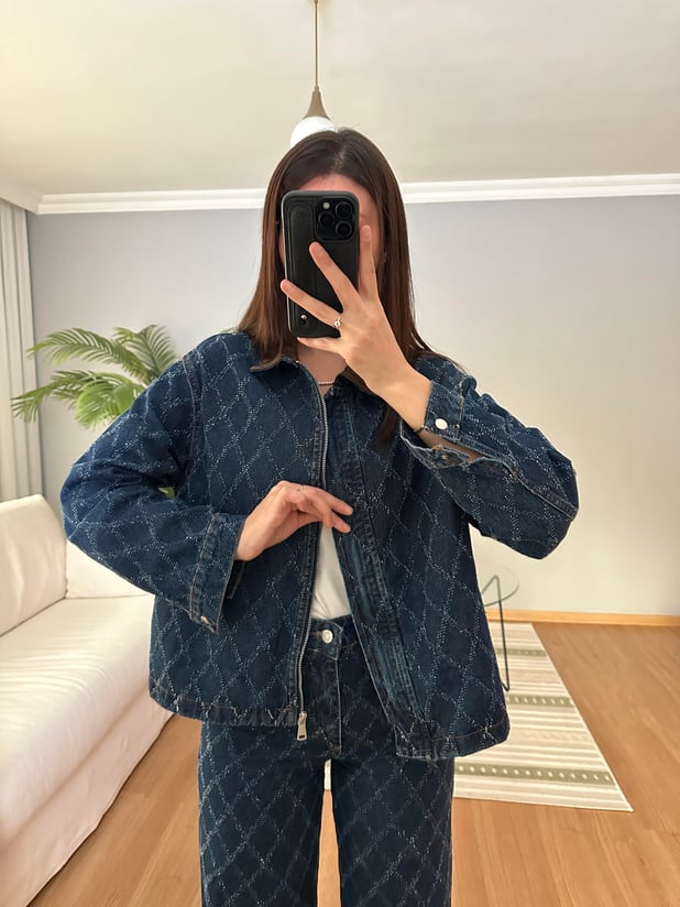 Baklava Desenli Deri Yaka Denim Takım