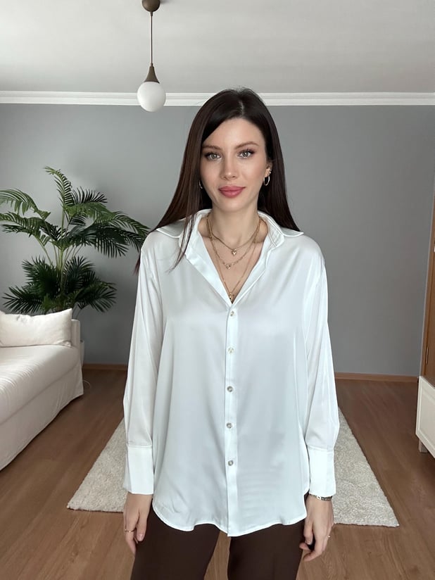 Beyaz Saten Gömlek