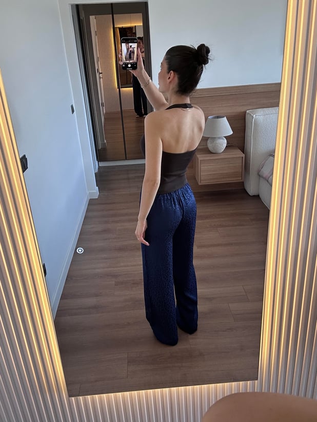 Boyundan Geçmeli Kahve Crop Top