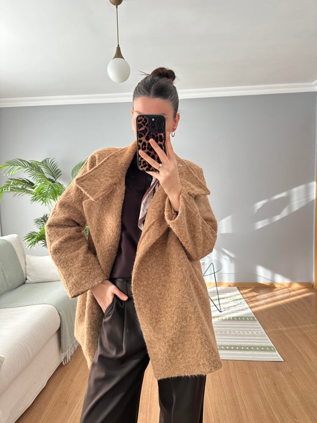 Çan Kesim Camel Renk Orta Boy Yün Kaban 