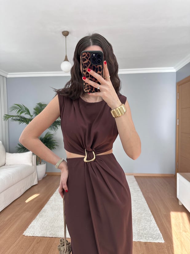 Chic Kahve Elbise
