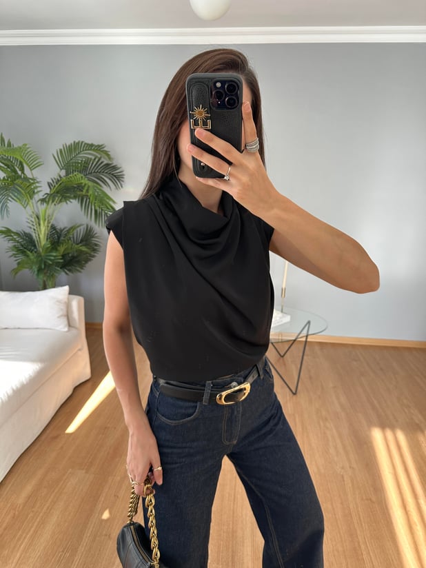 Esten Siyah Degaje Bluz