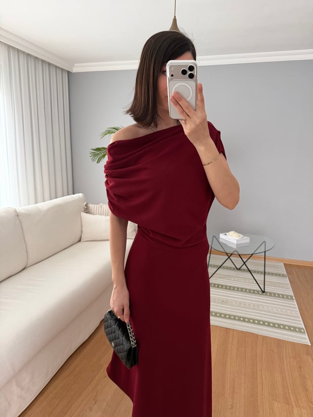 Evienne Kayık Yaka Bordo Renk Elbise