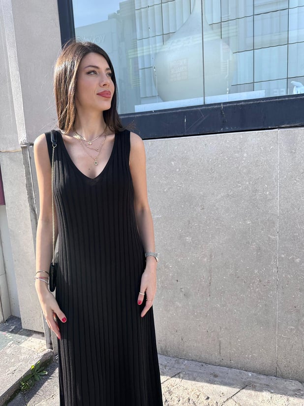 IONA SİYAH TRİKO ELBİSE 