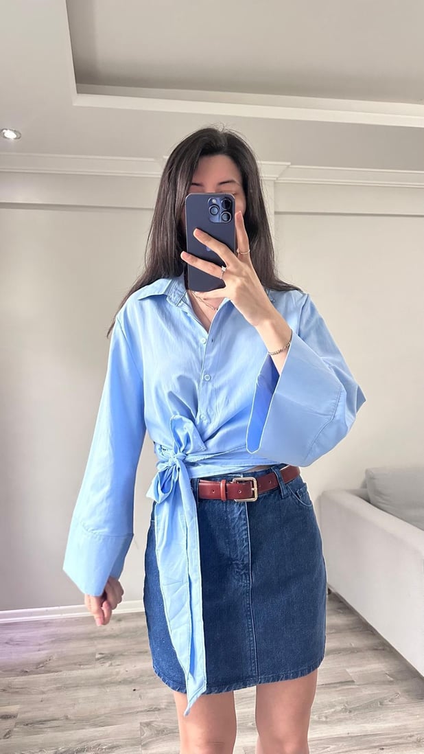 Isabella Bağlamalı Mavi Gömlek 