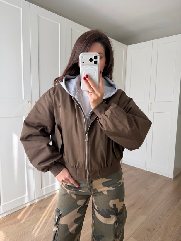 Kendinden Kapüşonlu Kahve Rengi Mont