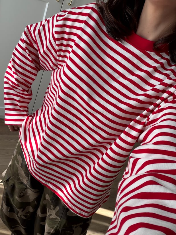 Kırmızı Beyaz Çizgili Sweatshirt 