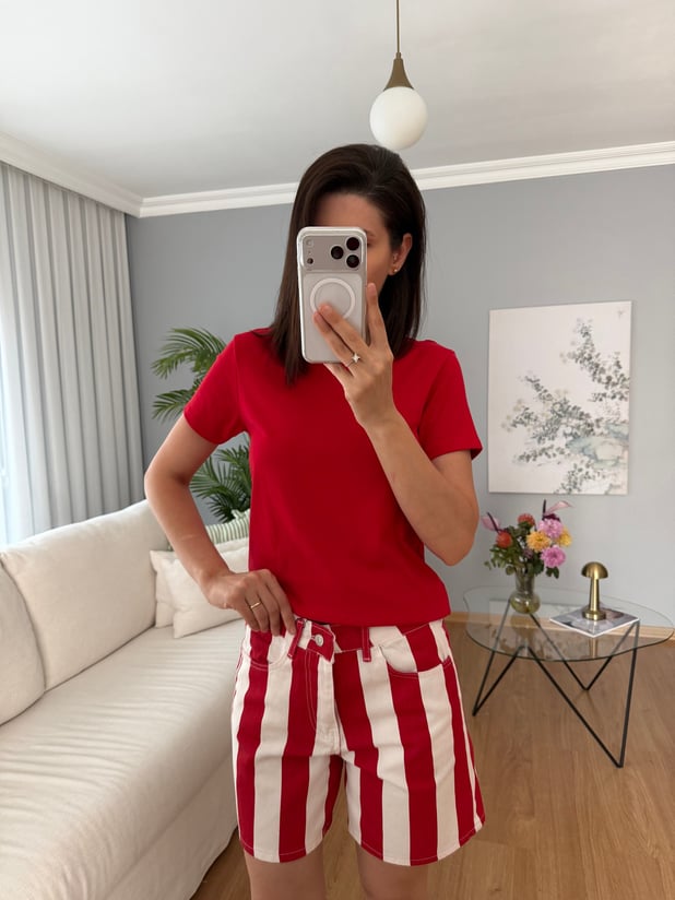 Kırmızı Çizgili Denim Şort