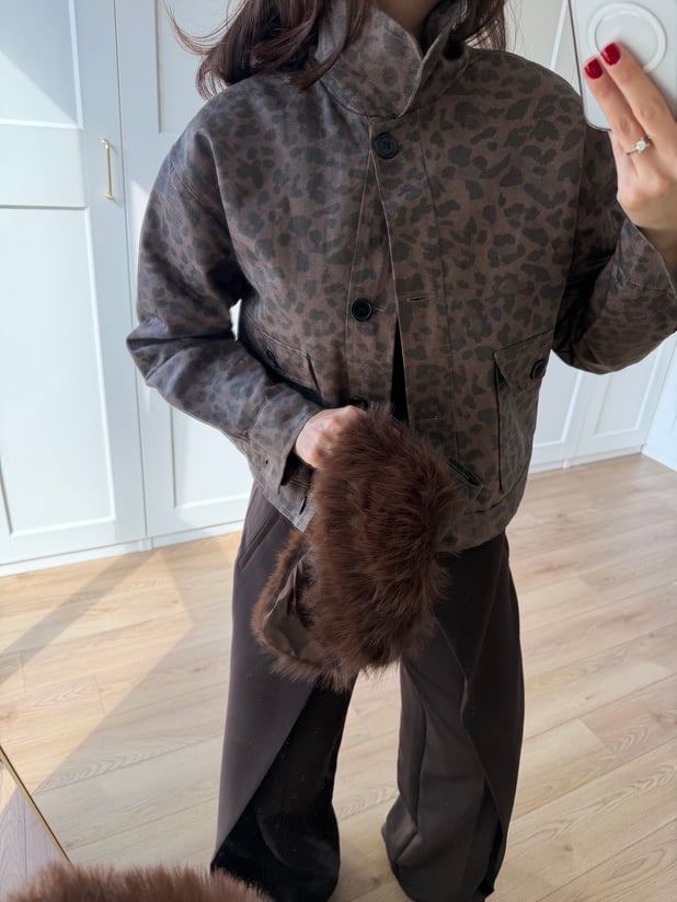 Kürk Yaka Mumlu Leopar Ceket