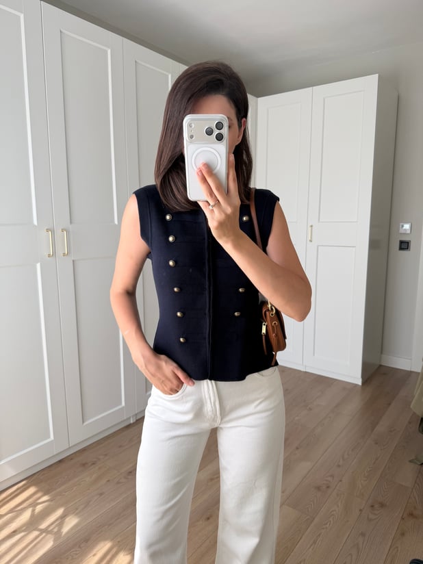 Lacivert Renk Düğme Detaylı Çelik Örme Triko Yelek 