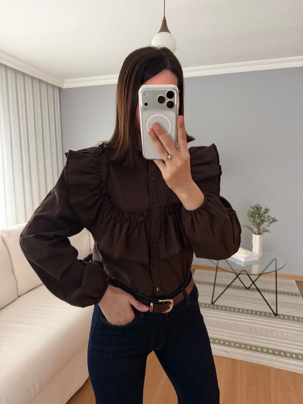 Lalen Kahve Renk Fırfır Gömlek