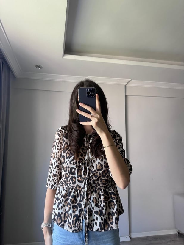 Leopar Bağlamalı Gömlek 