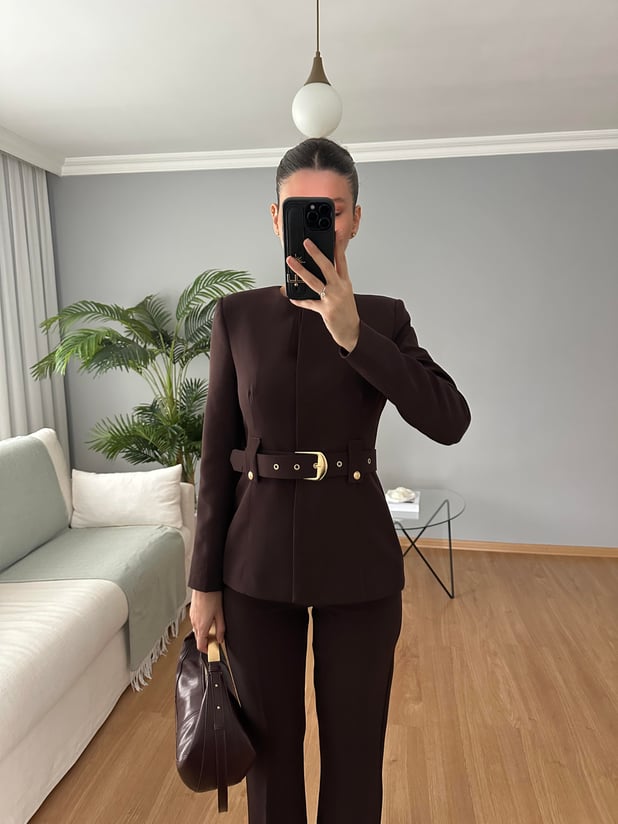 Lili Kahve Kemerli Premium Takım