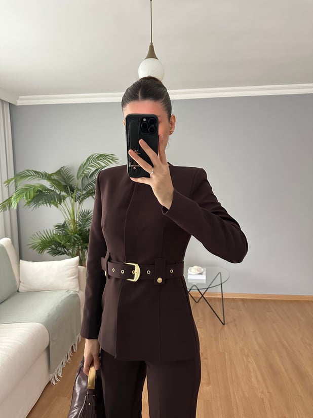 Lili Kahve Kemerli Premium Takım