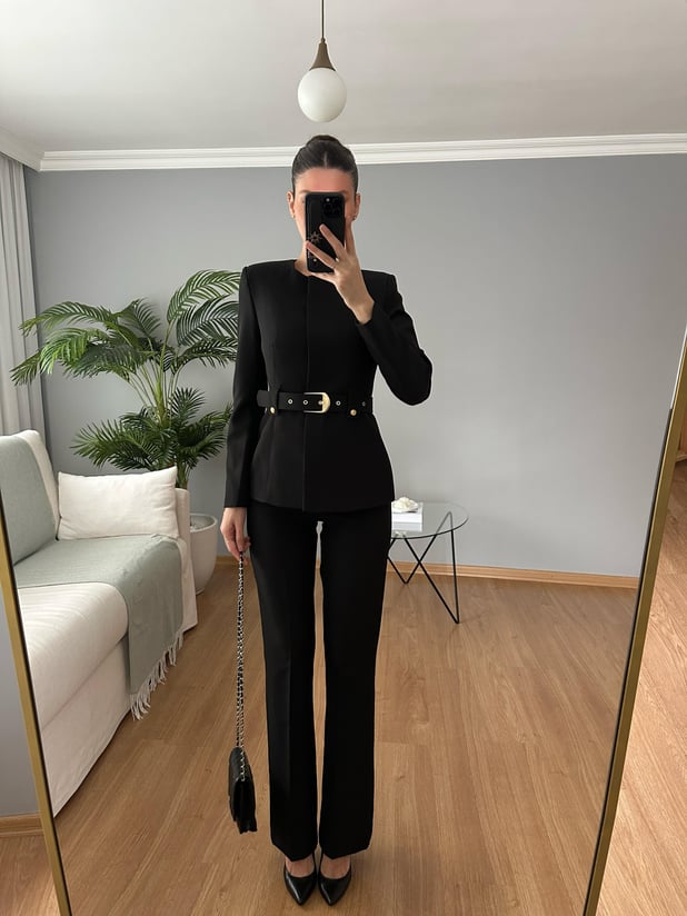 Lili Siyah Kemerli Premium Takım