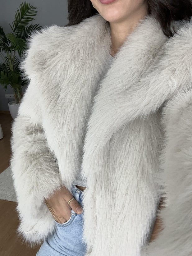 Lisa Ekru Kürk 