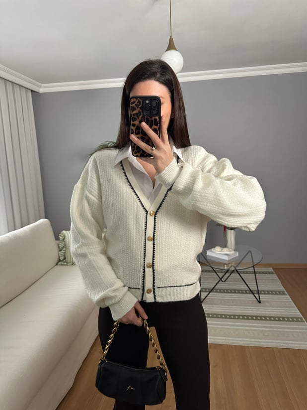 Malina Gold Düğmeli Hırka