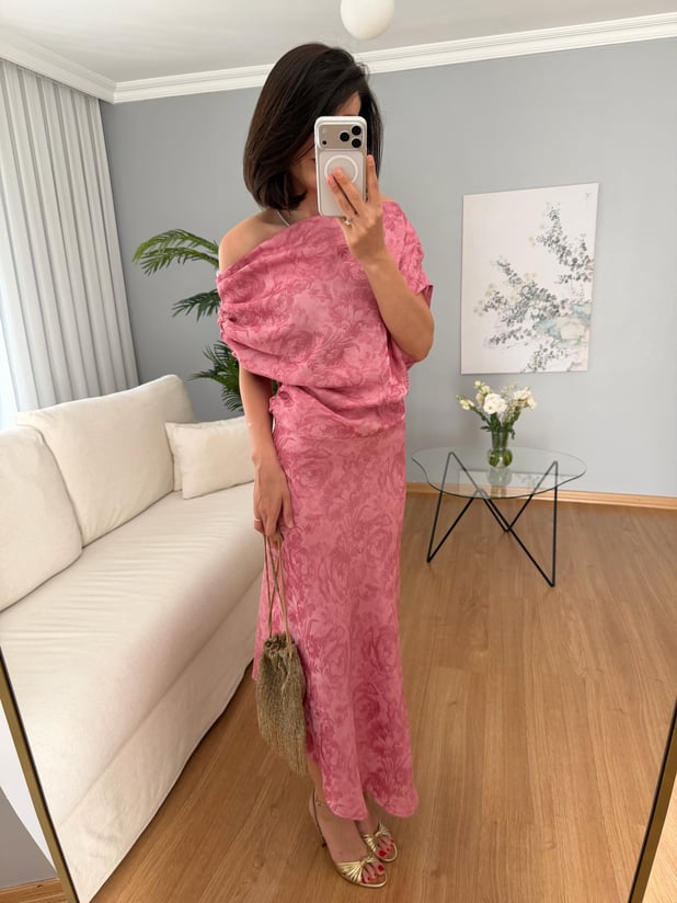 Marfil Saten Dokulu Pembe Elbise 