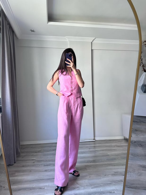Pembe Yelekli Keten Takım 