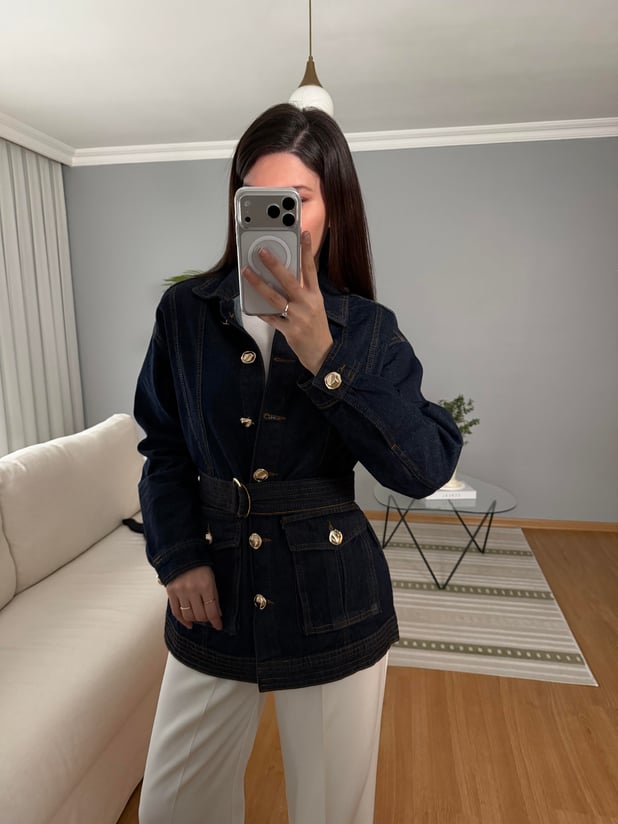 Runwaya Gold Düğmeli Kemerli Ceket 