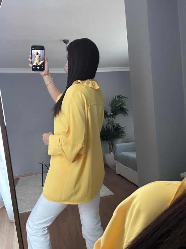 Sarı Fırfır Detaylı Gömlek 