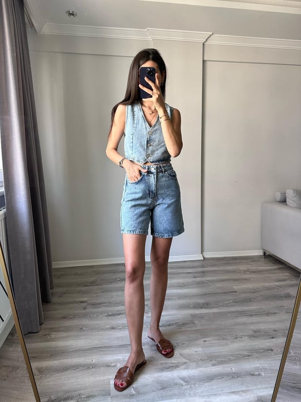 Şortlu Yelekli Denim Takım 
