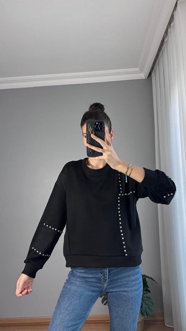 Taş Detaylı Sweatshirt