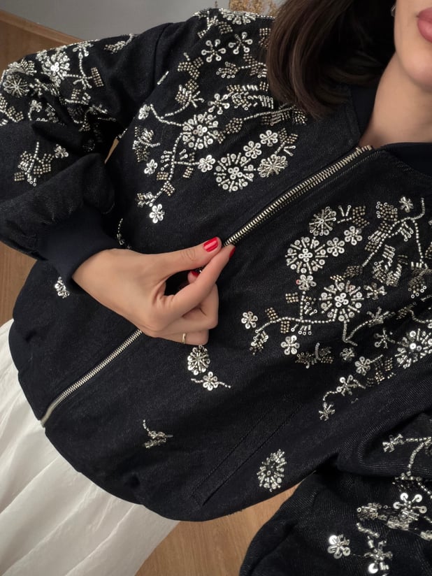 Taş İşlemeli Denim Ceket