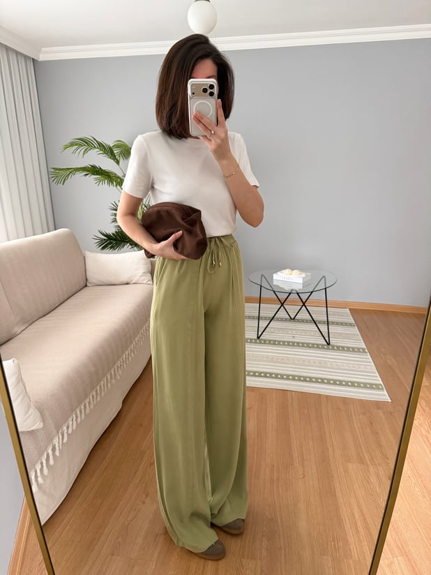 Tencel Beli Lastikli Yeşil Renk Pantolon 