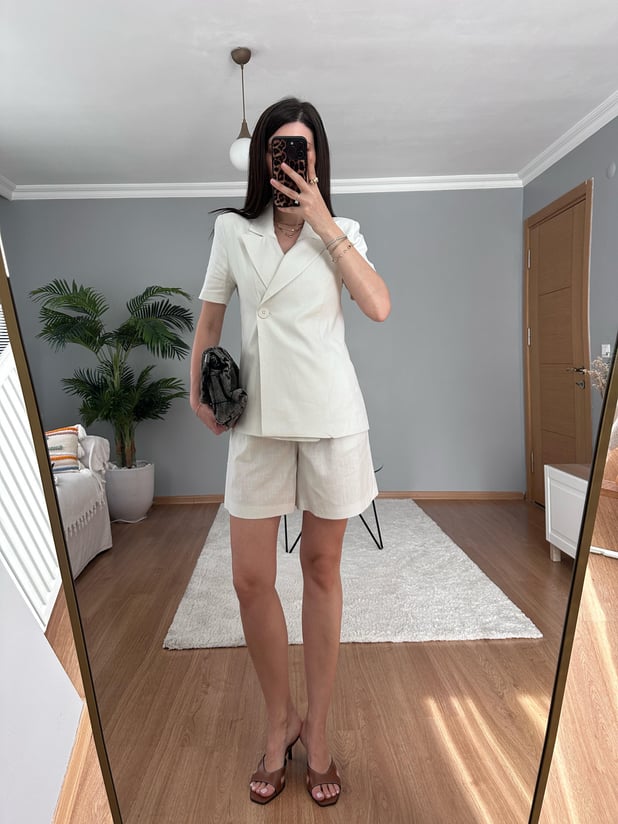 Violet Beyaz Takım