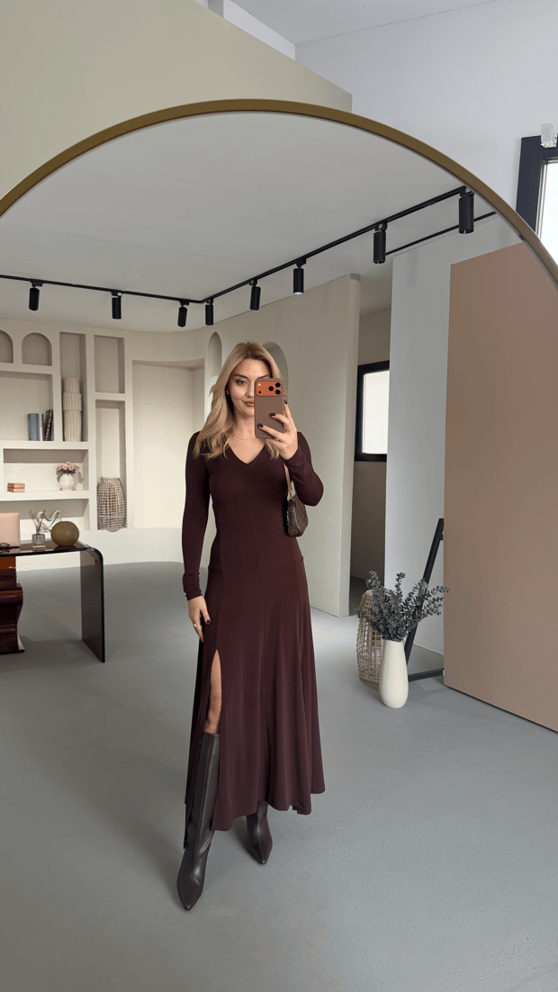 Çift Yırtmaç Detay Kahve Buzi Elbise