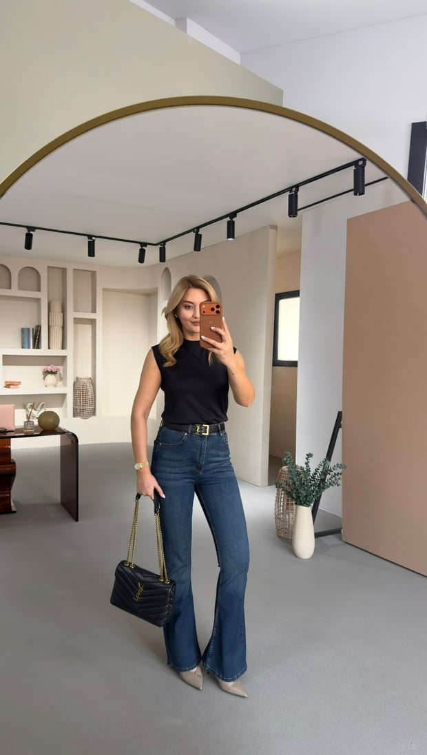 Premium Seri Likralı Mavi İspanyol Paça Jean