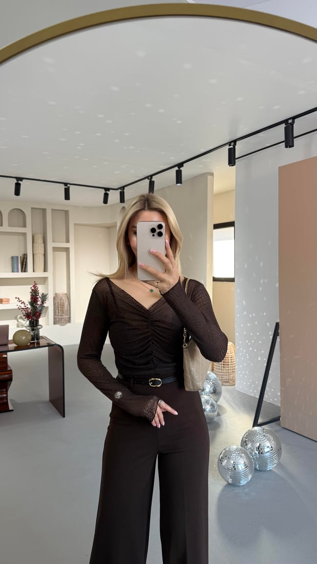 Drape Detay Kahve Simli Tül Bluz