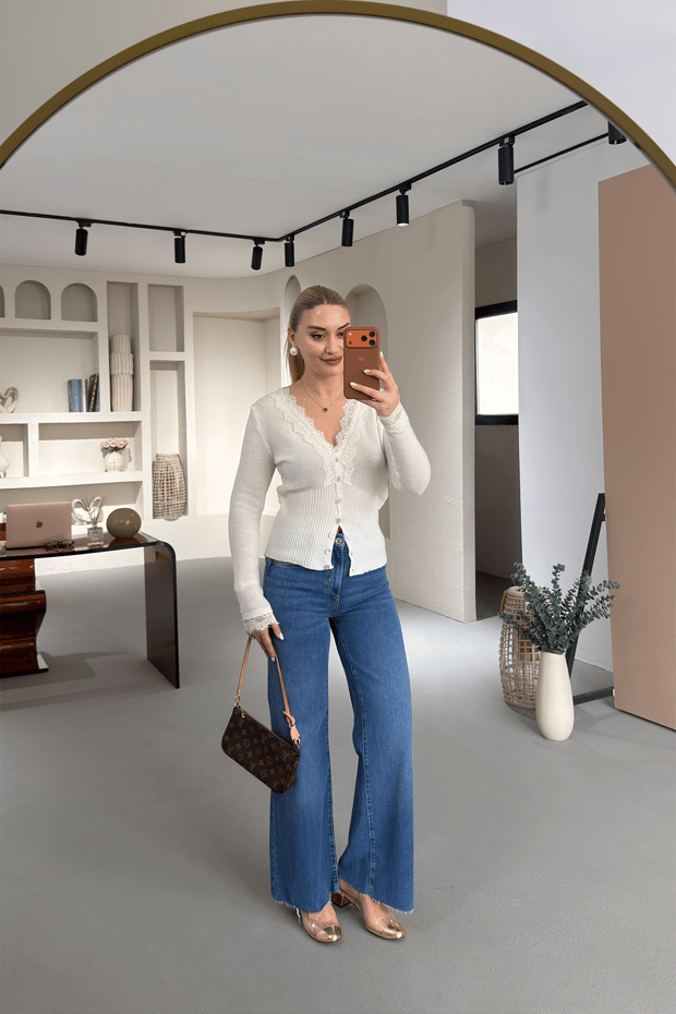 Premium Seri Kesik Paça Mavi Flare Jean