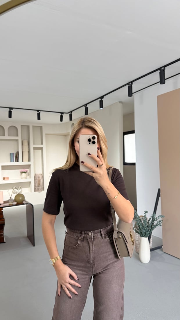 Premium Seri Bisiklet Yaka Pamuklu Acı Kahve Basic Tshirt 