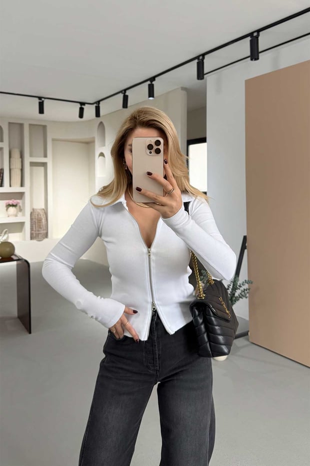 Polo Yaka Çift Fermuarlı Beyaz Bluz