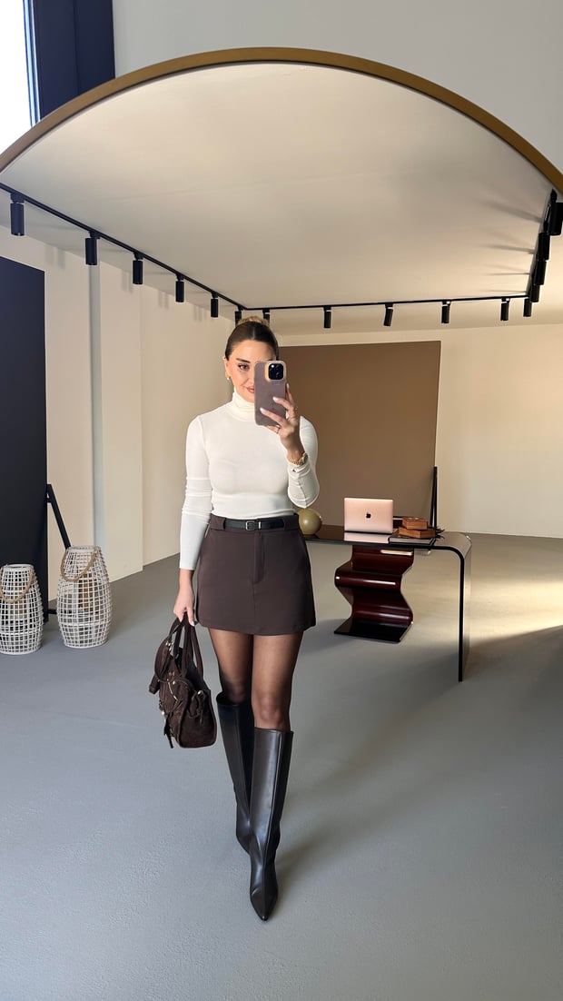 Kemerli Cep Detay Kahve Şort Etek