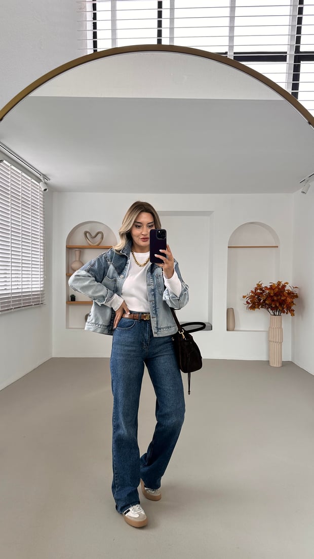 Premium Seri Koyu Mavi Straight Fit Jean