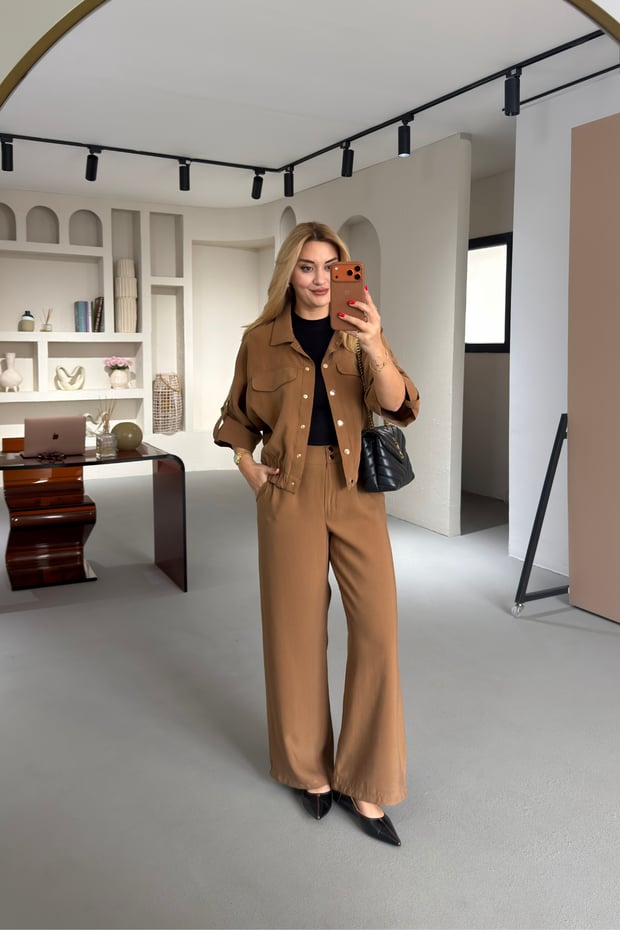 Apoletli Cep Detay Camel Tensel TakımSezgi Tekin