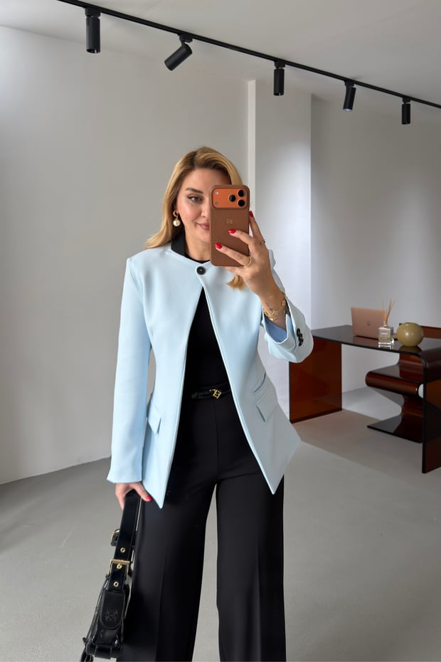 Bebe Mavi Hakim Yaka Tek Düğmeli Blazer CeketSezgi Tekin