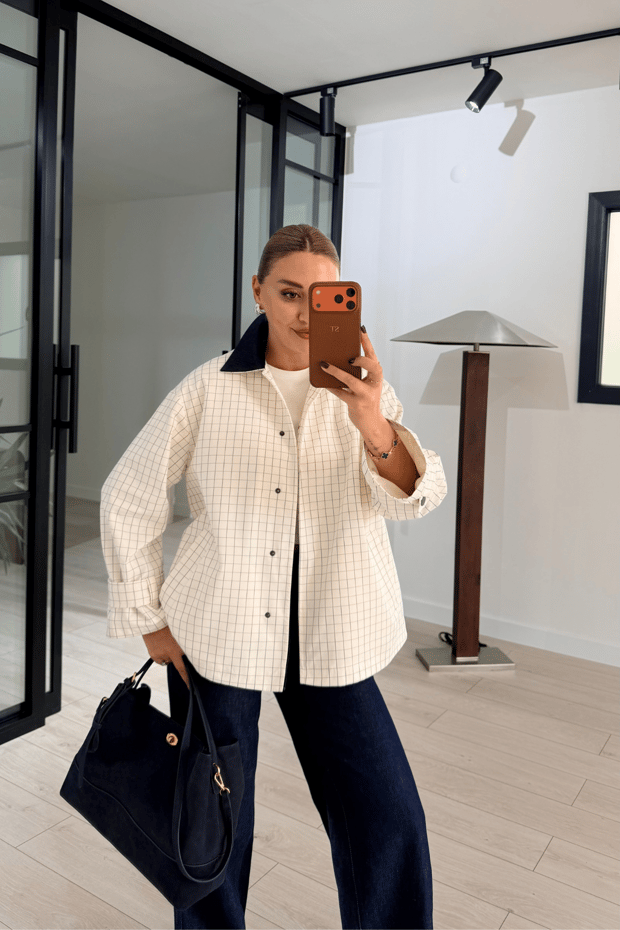 Denim Yaka Kareli Ekru CeketSezgi Tekin
