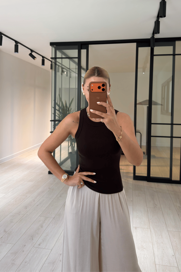 Halter Yaka Fitilli Acı Kahve Basic BluzSezgi Tekin