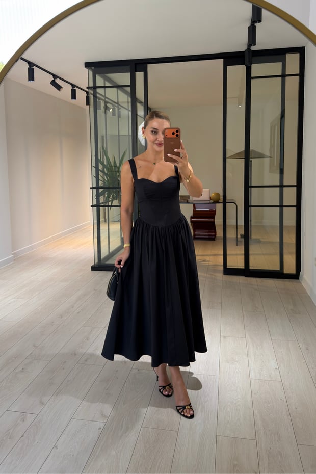 Premium Seri Göğüs Kaplı Siyah Poplin ElbiseSezgi Tekin